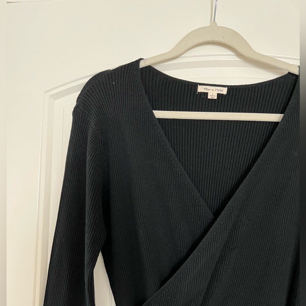Black Ribbed Maxi Dress - Picture 2 of 5